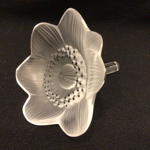 Lalique french art - art, glass