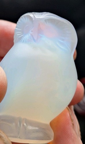 Beautiful opaque lalique owl - beautiful,