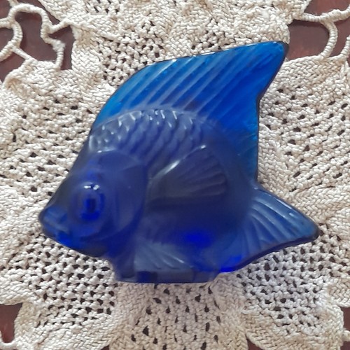 Lalique signed frosted - lalique,