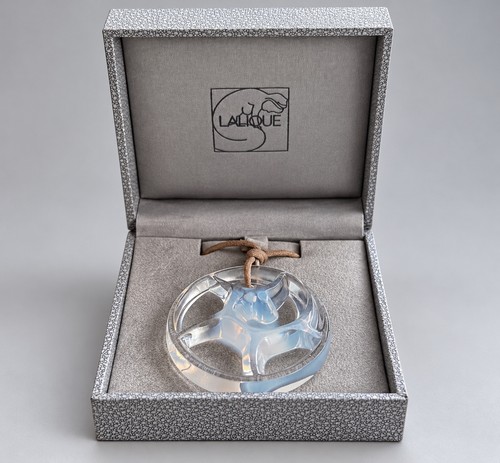 Lalique opalescent crystal - opalescent,