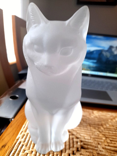 Lalique chat asis - asis, sitting