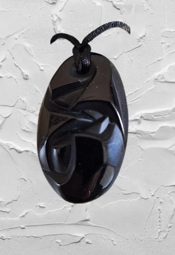 Authentic lalique black - authentic,