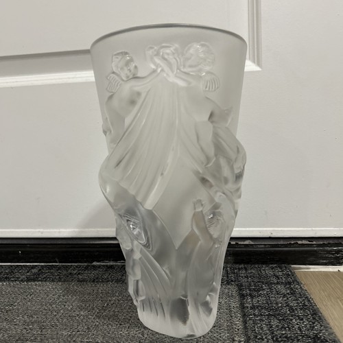 Lalique vase large angels - lalique,