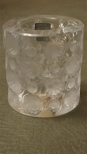 1970s signed lalique tokyo - signed, "tokyo"