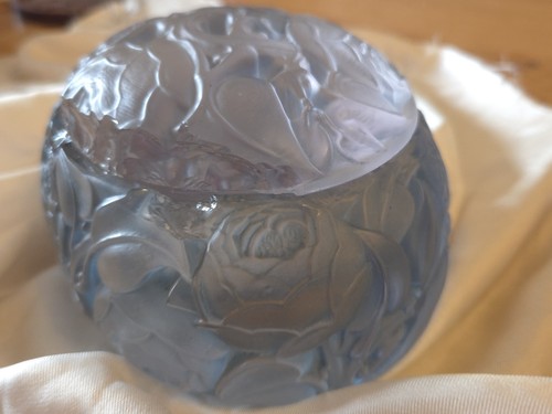 Lalique dinard box lid - r., 'dinard'