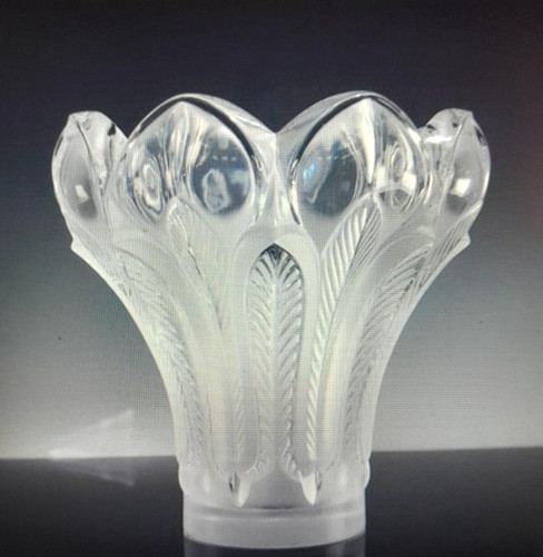 Lalique esna vase stunning - lalique,