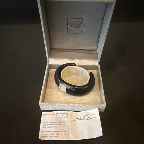 Lalique black cuff bangle - black,
