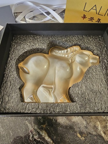 Lalique gold lustre crystal - gold,