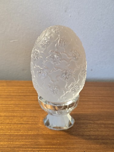 French lalique crystal signed - french,